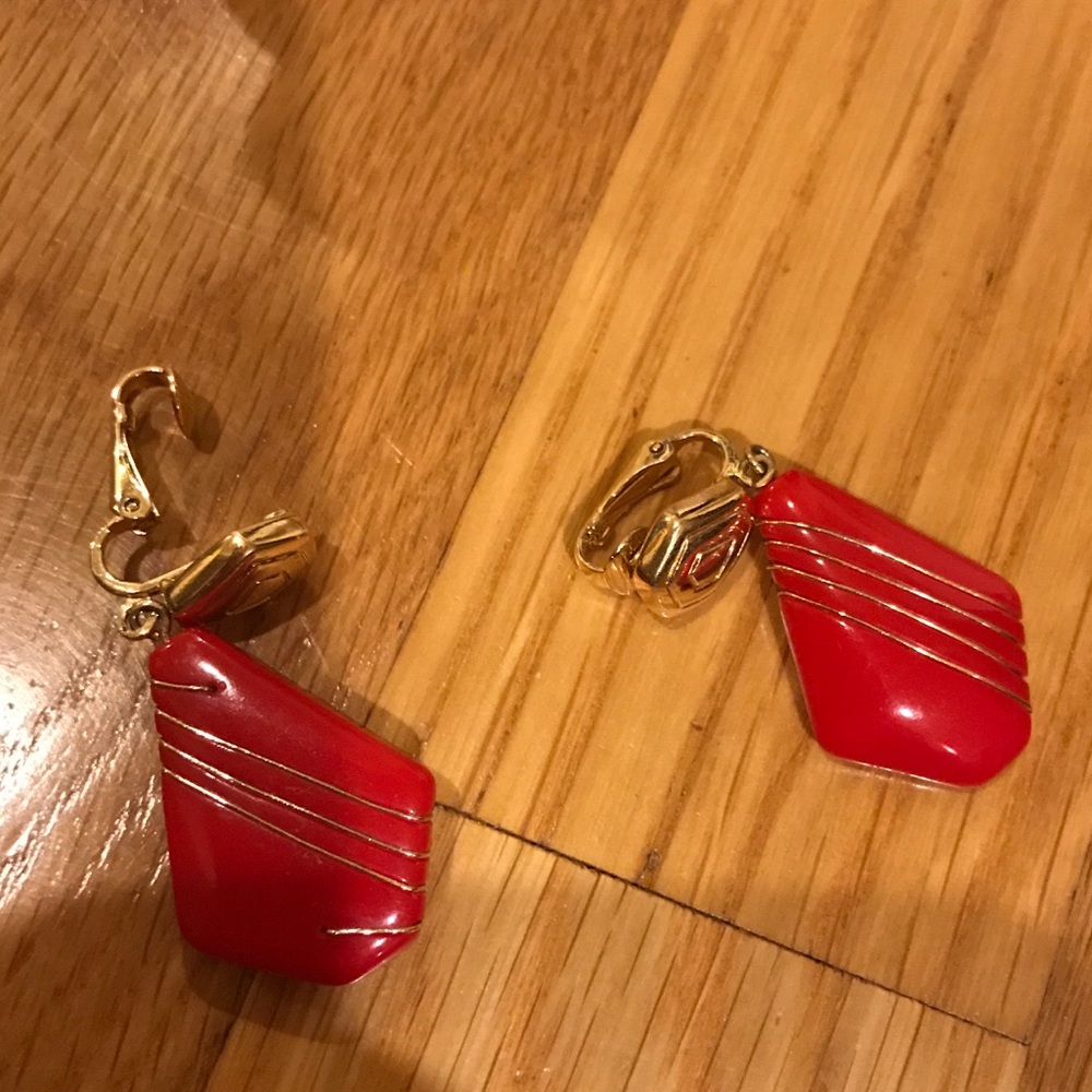 Vintage Trifari red enamel clip on earrings